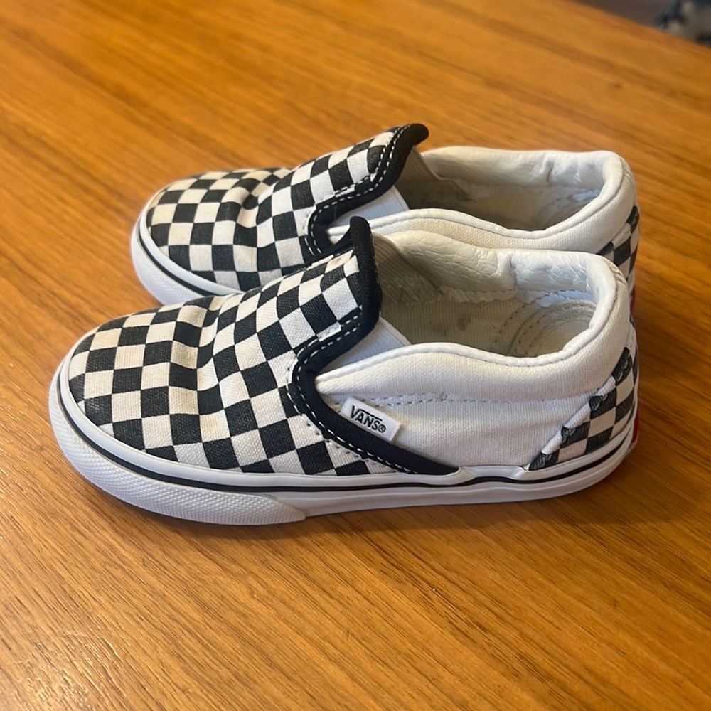 Toddler Vans Slip On V size 7